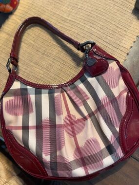 Vintage Burberry-Inspired Pink Heart Plaid Shoulder Bag